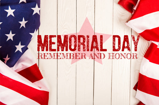 Text “Memorial Day, remember and honor” with an American flag on the sides for FabbysArt.com