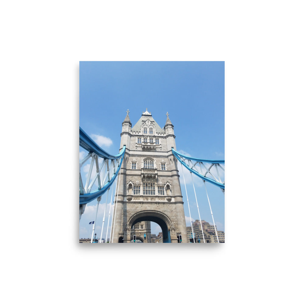 London bridge looking up, Poster